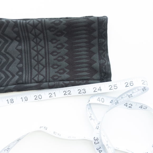 Mudd, Black pattern Workout leggings, Size Lg - Picture 8 of 10